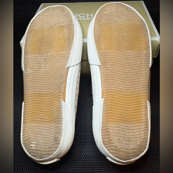 MICHAEL KORS Toddler Girls Vanilla Slip-Ons - Picture 5 of 6